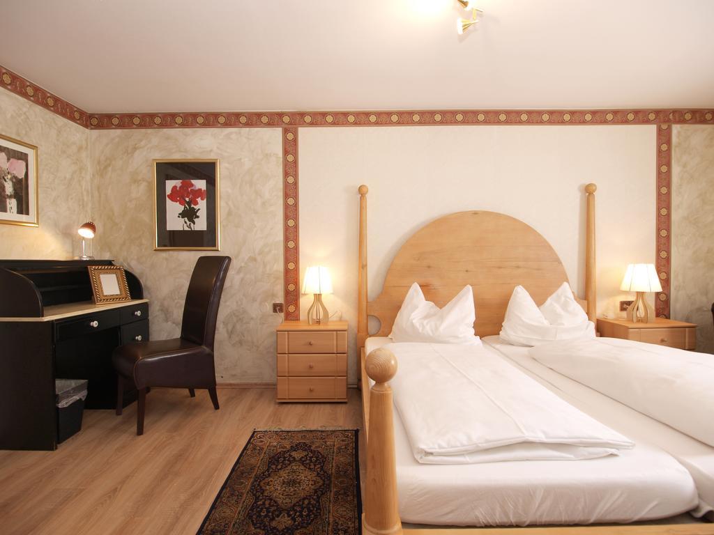 Hotel Nuernberger Hof In Altdorf Altdorf bei Nuernberg Εξωτερικό φωτογραφία